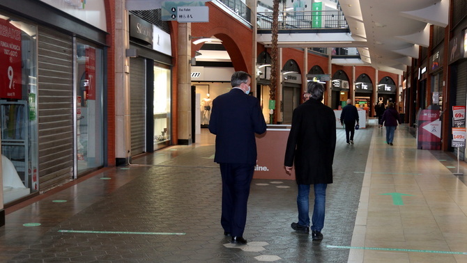 El Procicat torna a ajornar la decisió sobre les restriccions per la Covid-19
bit.ly/3klZATh