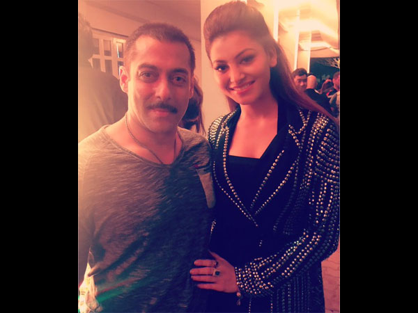 If world is against @BeingSalmanKhan then I'm against the world! - #UrvashiRautela 
#HappyBirthdayUrvashiRautela