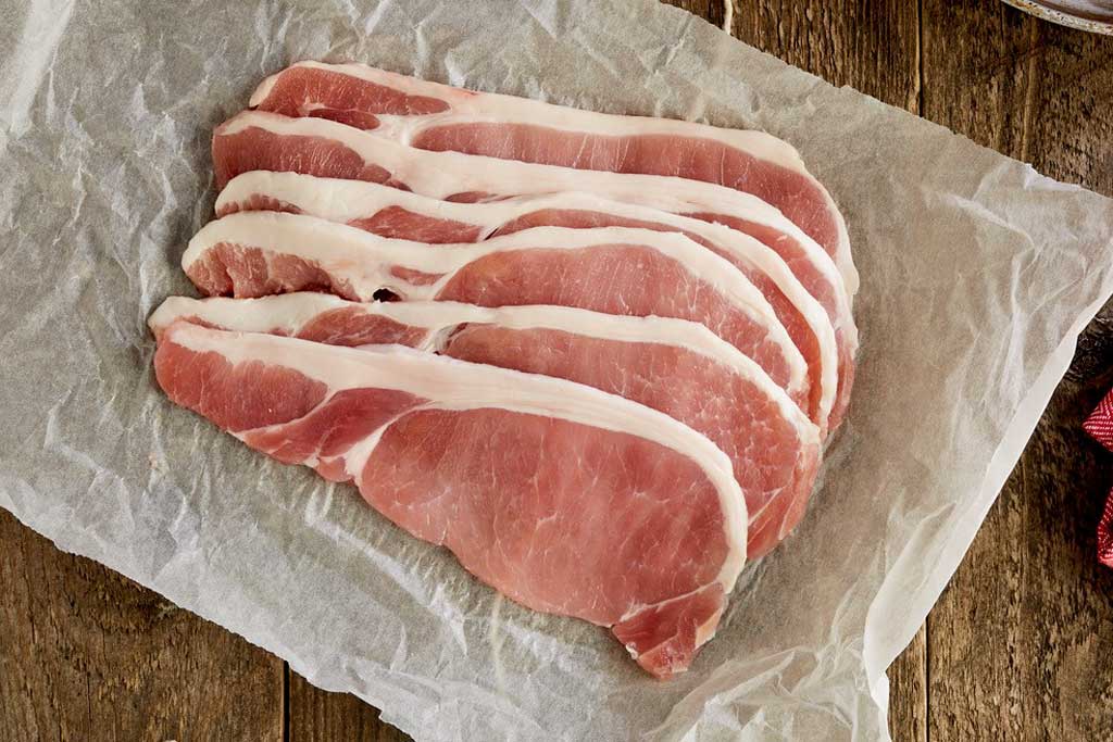 Our unsmoked Back Bacon is dry cured by hand the traditional way, matured for longer to give a great flavour &amp; texture

Find out more at broadlandhams.co.uk/build-custom-m… 

#bacon #britishpork #shopping