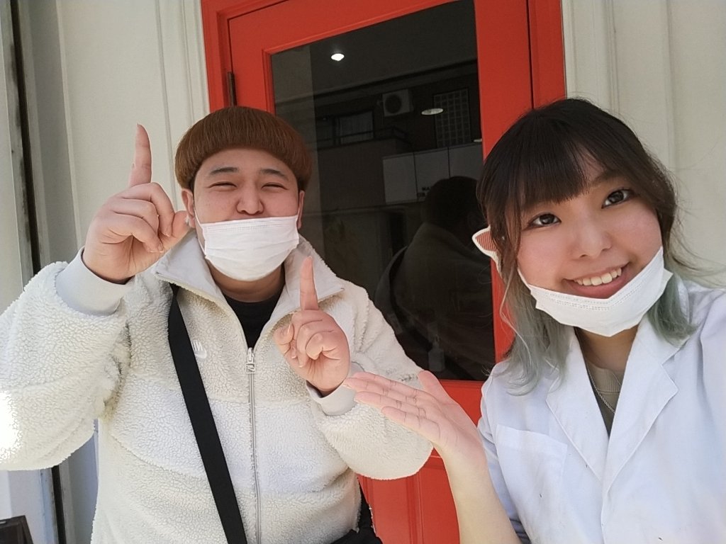 先日から今日まで長谷川さん、つじくんさん、ミセスマキエさん、しみちゃむさん！！みなさんありがとうございます😢🙏
安田最後なのでと…みなさんとの別れが寂しい〜💔

３月末まで居てますゆえ、何卒