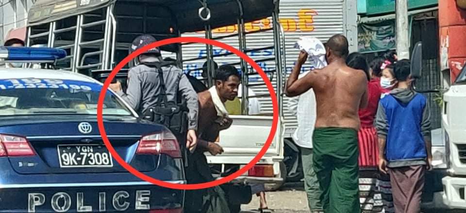 Oo_Poppi's tweet image. Hey World!
Please looking the photos who is standing with Military! That&apos;s excellent evidence photos!
The military is trying to create chaos and destroy our peaceful protests.

#WhatsHappeningInMyanmar 
#Feb25Coup
#SaveMyanmar