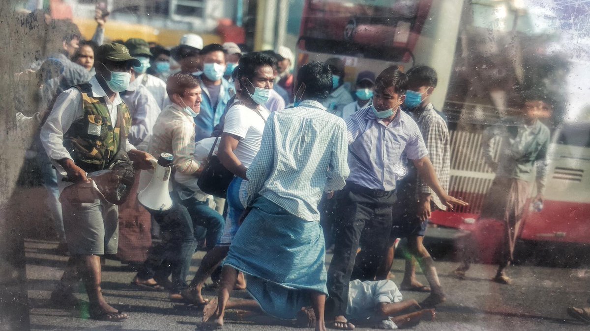 Thadarphyu14's tweet photo. @stevezak21 @RapporteurUn People involved in the military are safe, they have the right to resort to violence, they have no law. People protesting peacefully for democracy are not safe.@UNHumanRights 
#WhatsHapppeningInMyanmar https://t.co/wt9iKRBIM4