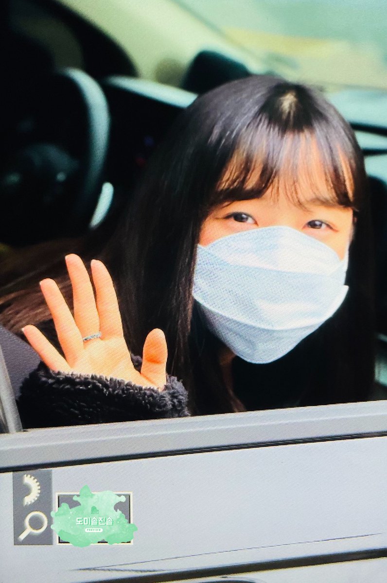DoMiSol_Jinsol's tweet photo. 210225 정오의 희망곡 퇴근 Preview
 
안뇽 빠빠이👋👋
오늘도 수고했어!!!💚💚

#에이프릴 #진솔 #이진솔
#APRIL #Jinsol #ジンソル
@APRIL_DSPmedia @4wallE https://t.co/mRcVb7jngE