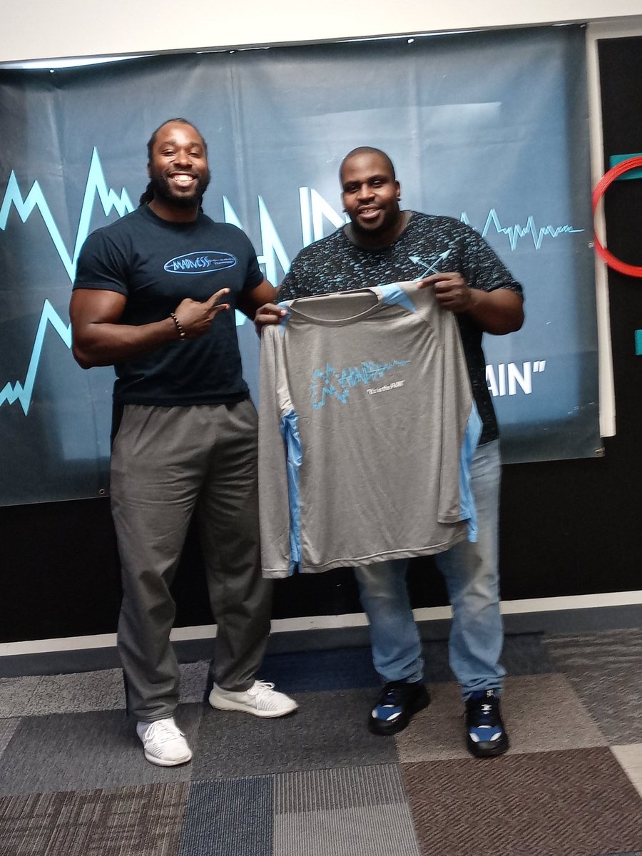 TropicalBowlUSA's tweet image. Had to checkout our long time trainer Arlan Johnson's new Madness Training facility in Philly. 13 years we brought everyone with us from coaches to former players! #WeRDifferent #TeamSPIRAL