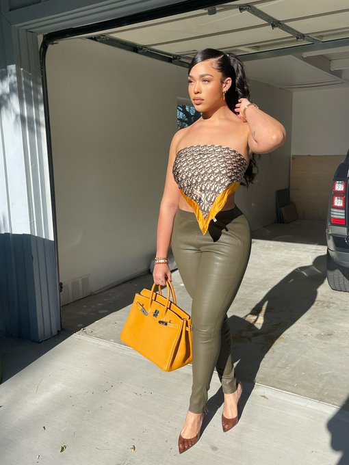 be you, do you, for you 💛 https://t.co/FBXmnTUd0w