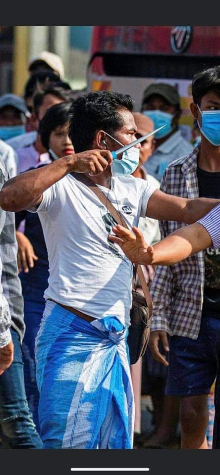 Hello World 🌍!
Can you believe me if I tell you that the army and police of Myanmar have left the people they hire to beat the civilians? Happening Now in Yangon . #WhatsHappeningInMyanmar #Feb25Coup