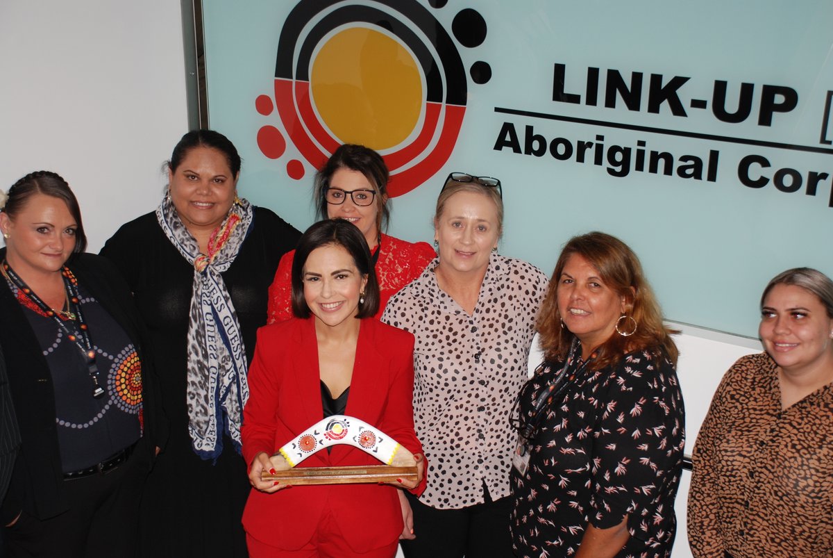 Link-Up (NSW) (@linkupnsw) on Twitter photo <a href="/LinkupNSW/">Link-Up (NSW)</a> thanks our local Member for Londonderry and NSW Shadow Education Minister <a href="/pruecar/">Prue Car MP</a> for her special visit to our Ropes Crossing office today. <a href="/LinkupNSW/">Link-Up (NSW)</a> thanks our local Member for Londonderry and NSW Shadow Education Minister <a href="/pruecar/">Prue Car MP</a> for her special visit to our Ropes Crossing office today.