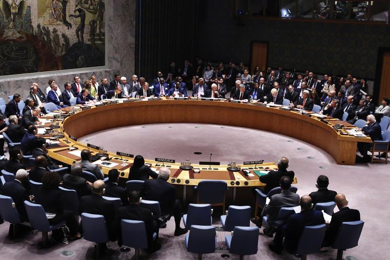 KenRoth's tweet photo. A UN Security Council-imposed arms embargo on the Myanmar junta would signal to the millions of people marching in the streets of Myanmar, risking everything for democracy and freedom, that they are not alone in this struggle. The world stands with them. https://t.co/rtGXruImZI https://t.co/fUrHpBhLYX
