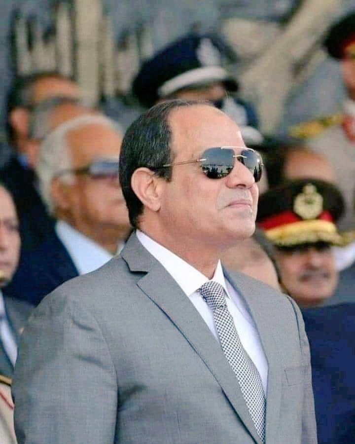AnaBeka13's tweet photo. #ثوره_طلاب_الجامعات_يوم_27
سيادتك مافيش حد من حكومتك طبعا هيركب معانا الموصلات واحنا رايحين الجامعات بتاعتنا واكيد مش خايفين علينا واحنا ارواحنا في داهية https://t.co/Oio5JTTHzr