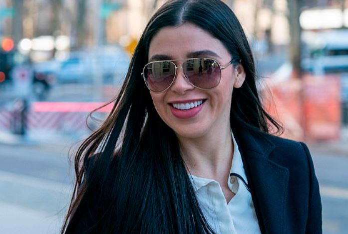 El Chapo's wife, Emma Coronel Aispuro, was arrested at an airport in Virginia on drug trafficking charges, according to the Justice Department.
https://t.co/CpVWHGMprE https://t.co/Un94FUkZF6