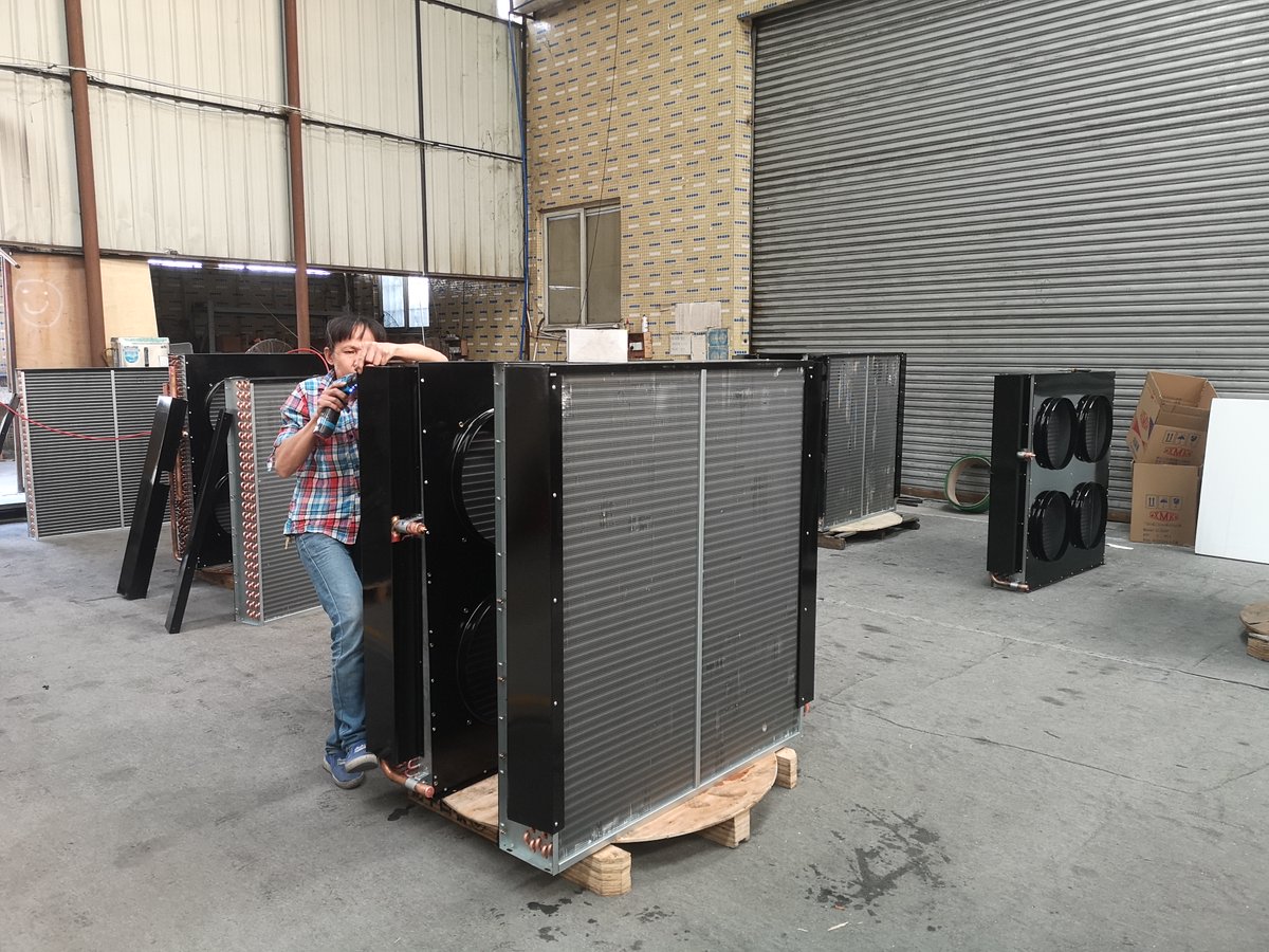 installing the XMK classical condenser for cold room