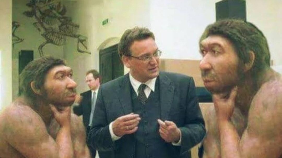 Çalışmadığınız için sınavların iptal olmasını istiyorsunuz diyenlere virüsün sağlığımızı tehlikeye attığını anlatmaya çalışırken olur gibi #TurkishStudentsLivesMatters