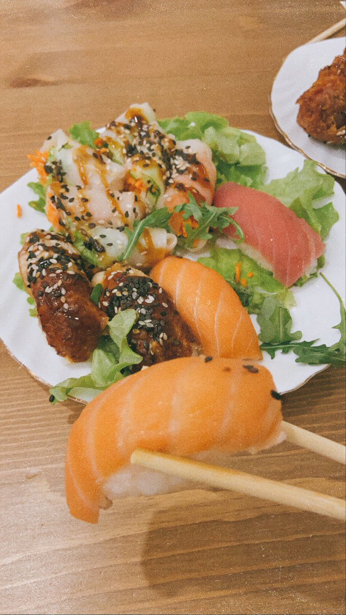 marisyoonseul's tweet photo. 마아싯다! 🍣 https://t.co/x9b09FfwEs