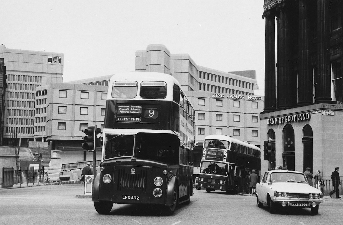on_lothianbuses's tweet photo. Today's #ThrowbackThursday pic is one we came across in our archives, showing a Service 9 making the turn from #LeithStreet onto #WaterlooPlace.
There wasn't a lot of info with the snap; does anyone want to hazard a guess as to when this might've been taken? 🤔 #WeAreLothian https://t.co/UcR7LOVfsZ
