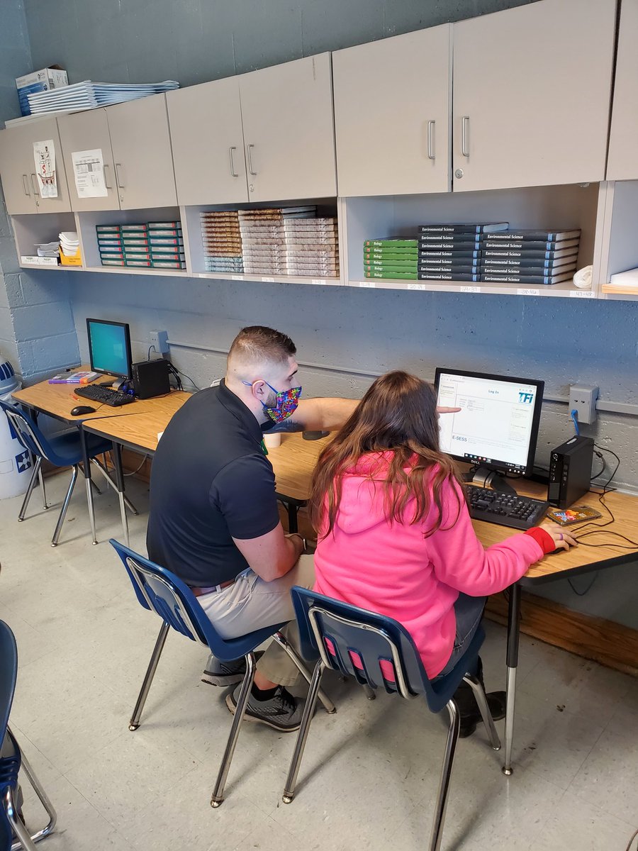TRSTINE's tweet photo. Teacher's self-efficacy, particularly teachers' beliefs in their ability to handle the tasks, responsibilities, and challenges related to their professional activities, play a key role in shaping important academic outcomes such as students' achievement. #bc5243 https://t.co/FJYeEz9cxD