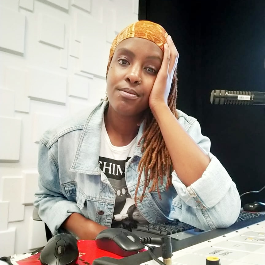 Classic105Kenya's tweet photo. Caption this 😁😁 @BrendaObath #ClassicOverdrive https://t.co/6fvIjv45Th
