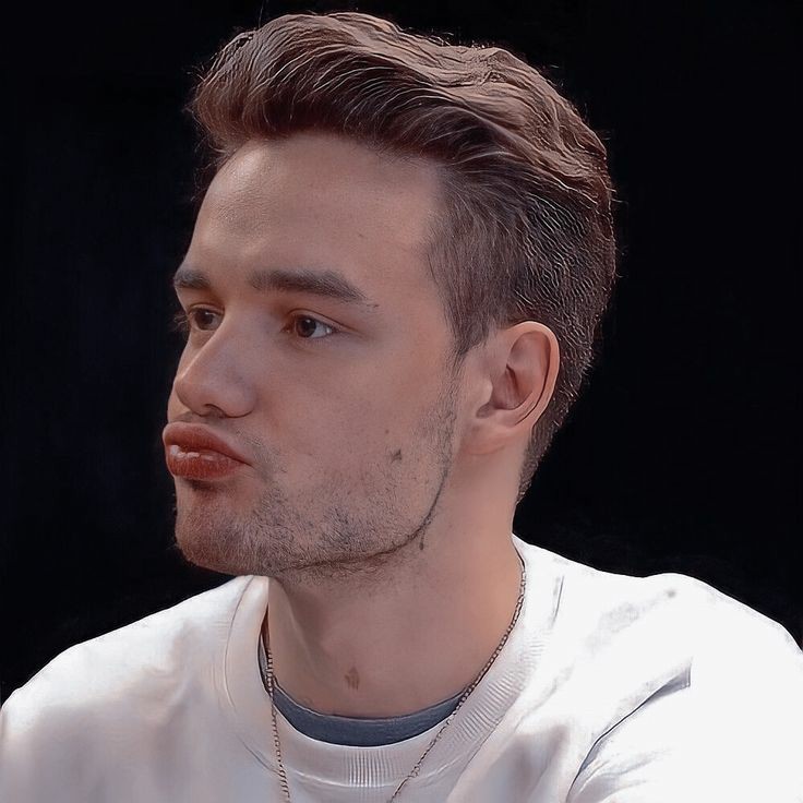 TOBESOLQNELY's tweet image. #streamremember #streamremember #streamremember 
chi vuole