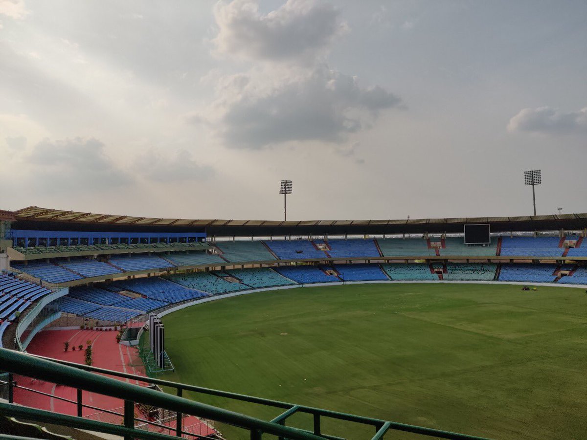 RSWorldSeries's tweet photo. ✈️Touchdown #Raipur sharing with you the first glimpses of the massive Shaheed Veer Narayan Singh International Cricket Stadium, the venue for the 2021 @Unacademy Road Safety World Series. #YehJungHaiLegendary 🏏 https://t.co/zsCNsNsVrf