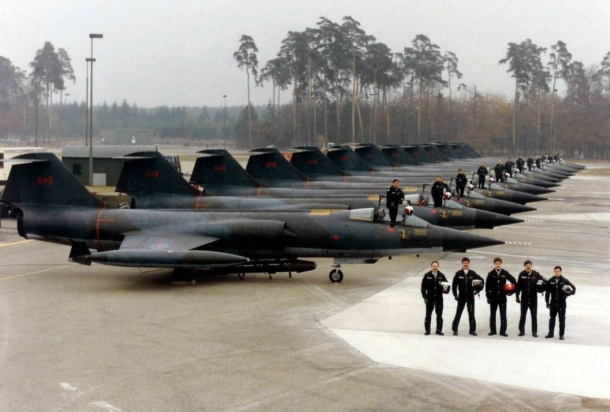 Photo of the Day: SR71 Blackbirds lined up for the start of the annual London to Brighton air race at Heathrow Air base this morning. The race was won by Sqn Ldr Tom 'Tommy' McThompson in just 9.61secs #AvGeek