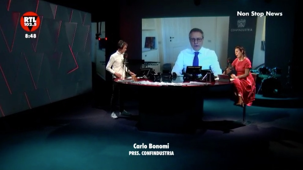 Mettiamo a disposizione fabbriche e uffici per accelerare il processo vaccinale. L’economia potrà riprendersi se usciremo dalla crisi sanitaria. Speriamo che il Governo accolga la proposta e di lavorare ad un protocollo con le altre parti sociali - <a href="/CarloBonomi_/">Carlo Bonomi</a> a #nonstopnews