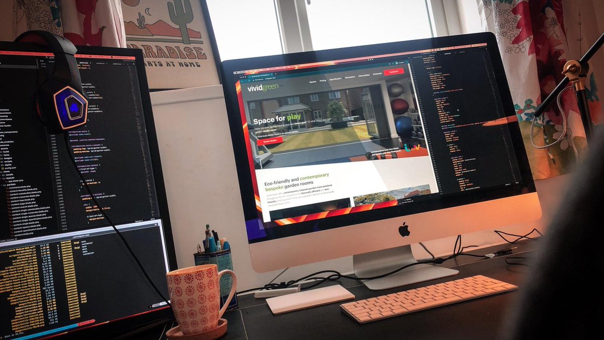 VI_Creative's tweet photo. That desk set up 😍

#workingfromhome is actually perfect for a #coder! Just look at this #digitaldungeon of dreams! 🎧 

Our Web Dev is currently juggling 2 #bespoke #website builds. Watch this space 🚀 

#wordpress #wordpresswebsite #codinglife #thursdayvibes https://t.co/bWKiuf4ylV