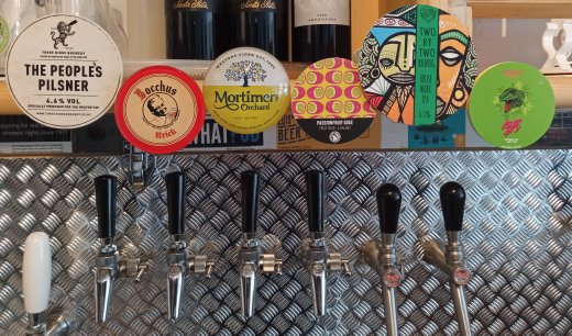 TapHeaton's tweet image. Draught Beers available for takeaway growlers and can fills from 2-6pm Friday and Saturday. Minicasks and 10/20 litre bag in box Cask ale is also available see our Facebook page for details.