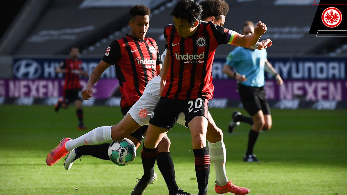 Eintracht Frankfurt 鋭い読みと抜群の危機察知能力で Fcbayernen の強力な攻撃陣を1失点に抑えた キャプテン 長谷部 選手 攻撃でも効果的なパスを配給し 攻守の要として活躍 Sge アイントラハト フランクフルト Eintracht Frankfurt 鋭い読みと抜群の危機察知能力で Fcbayernen の強力な攻撃陣を1失点に抑えた キャプテン 長谷部 選手 攻撃でも効果的なパスを配給し 攻守の要として活躍 Sge アイントラハト フランクフルト