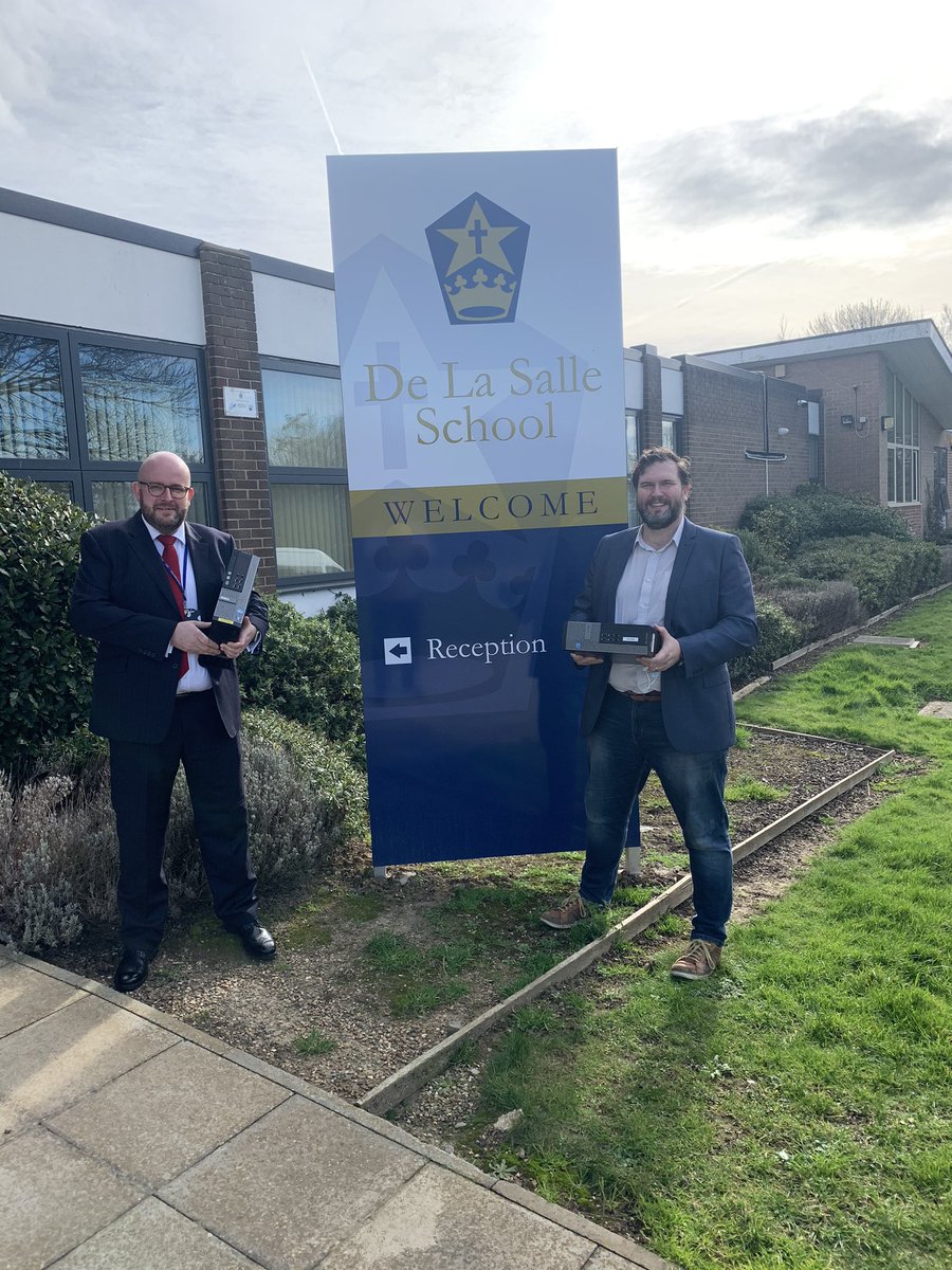 It was great to visit @dlsbasildon De La Salle School yesterday. We met with Mr Norris the Head Teacher and handed over £10k’s worth of refurbished computer equipment, donated @AmwinsGlobal_HR #everychildonline #bringonthefuture #WeDoTheRightThing