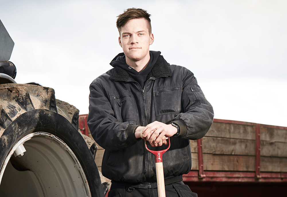 FCNcharity's tweet photo. Today is Day 4 of #FarmingHelpAwarenessWeek, with a focus on @RABIcharity. RABI provides guidance, financial support and practical care to farming people of all ages. RABI launched a new online wellbeing &amp; counselling service in 2020 and the #BigFarmingSurvey in January. https://t.co/VaZpKq4mOr