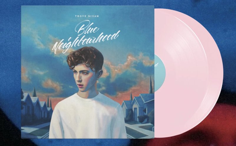 troyesivanfr's tweet photo. Vous pouvez désormais précommander le vinyle édition limitée d'anniversaire de Blue Neighbouhood sur l'e-shop de Troye ! 
🔗Lien ci-dessous :
https://t.co/EeeYpcuJaY https://t.co/bDZWz73zXx