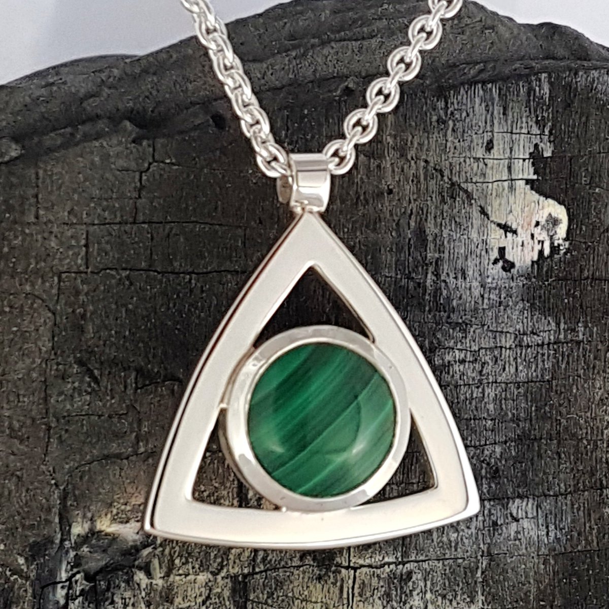 A new version of my "golden centred one" range. This piece has a lovely green malachite in the centre. Green is the colour of the heart chakra so fits nicely with the theme. 
#greenisthecolour #goldsmith #madeinireland #designireland #madelocal #nenagh #tipperary #mtwjewellery