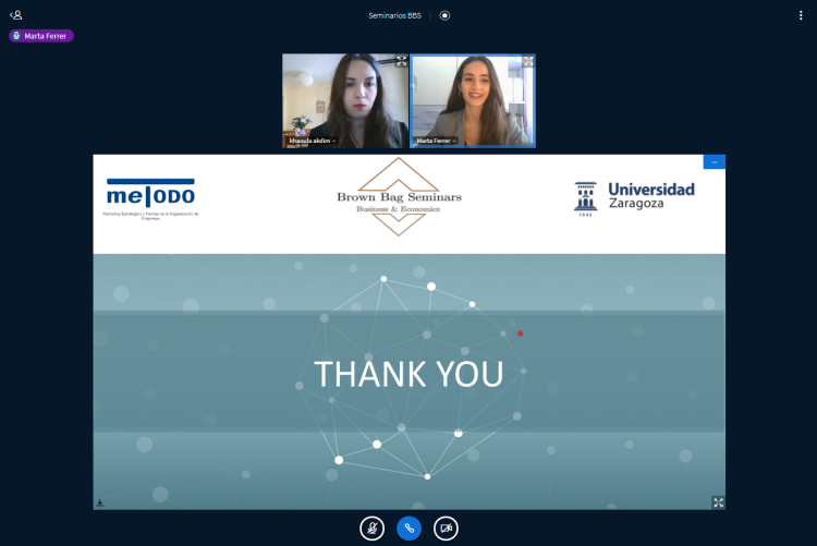BagBusiness's tweet photo. Great Ninth Session of the #3BBS 🔍💼 @FECEM_unizar 

🗣️👏We're pleased to thank Khaoula Akdim for her interesting presentation and all the attendees for their comments! 

More information at our blog ⏩⏩https://t.co/q5jLsnm3PO

Here some pictures of the session ⬇️📸⬇️ https://t.co/3fTNg5x7H3