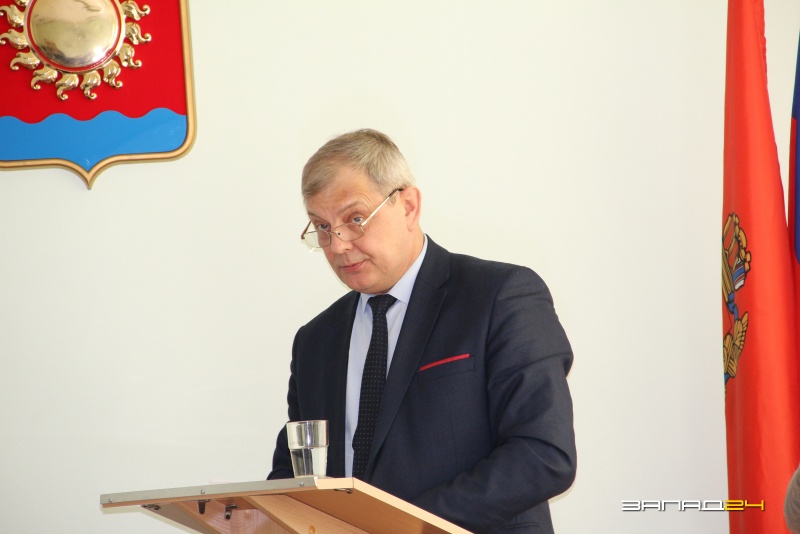 о работе главы города. песков владимир сергеевич бузулук администрация. назарово сергей сухарев. сухарев сергей иванович назарово. мэр норильска карасев.