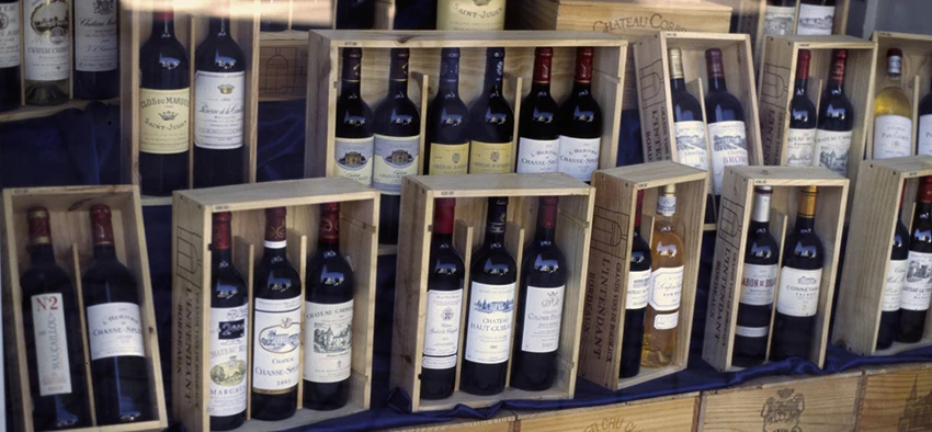 2021 forces more deep challenges to Bordeaux’s famous wine region. Will the region adapt or dig in its heels? #bighammerwines #Bordeaux #BordeauxWine bit.ly/3kgGv5a