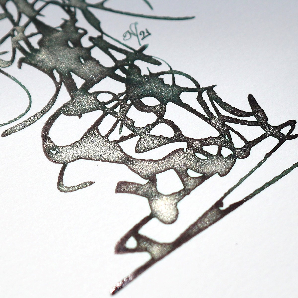 How beautiful is this by Nick Stewart (<a href="/nickistew/">Nick Stewart Ink Art</a>)?
Vert Atlantide is our special edition ink with silver and gold shimmer, available to buy from premium stationers. ✒