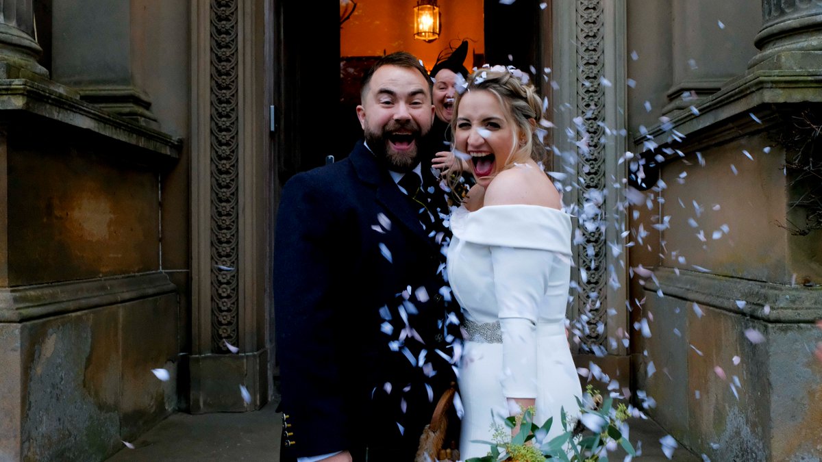 LIVE ON INSTA TODAY AT 1PM! 
A real couple shares the ups and downs of having a wedding during the pandemic. 
Join us, ask questions, share your insights and share the love this afternoon!
Search for @ashlivphoto on instagram