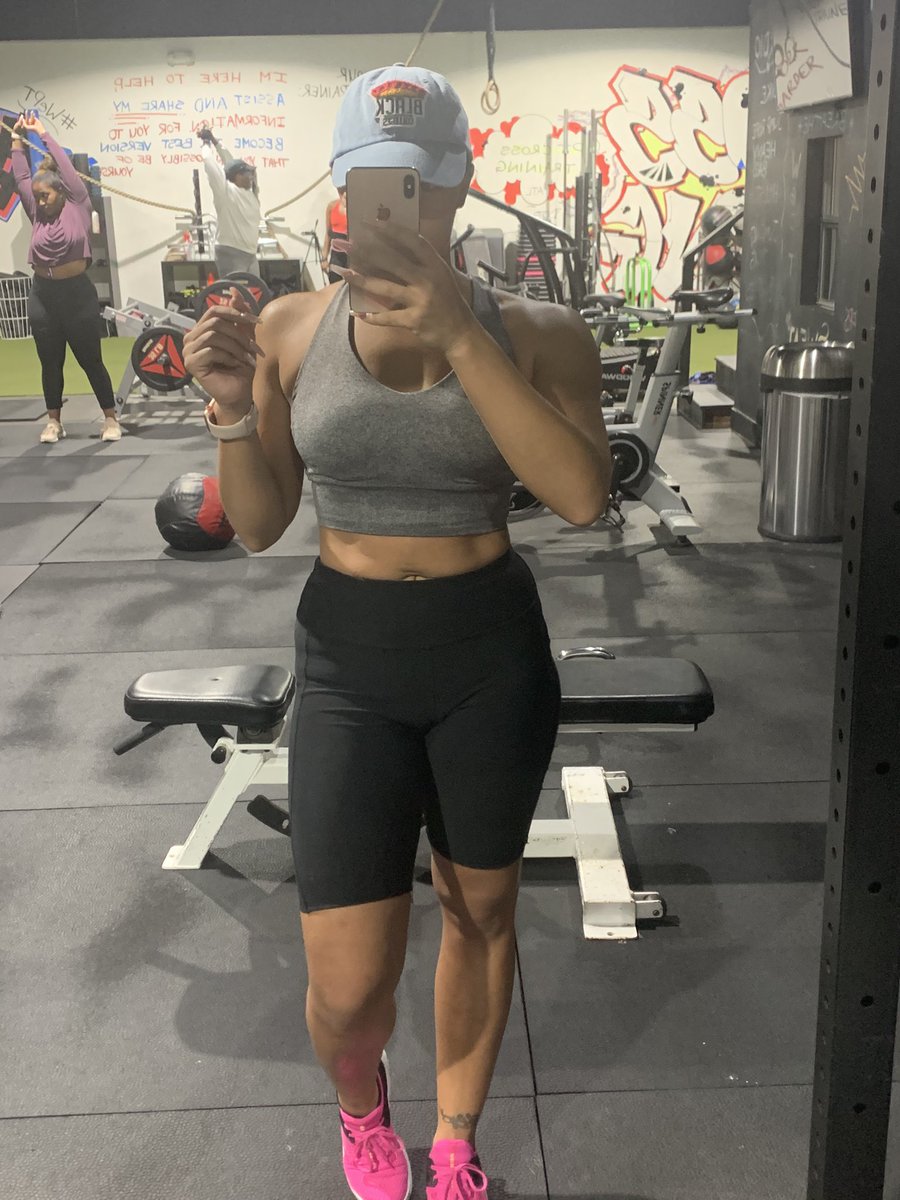 SunkissedQT's tweet image. When this peloton touch down and I get my cardio in regularly it’s over!!  #countyourdays