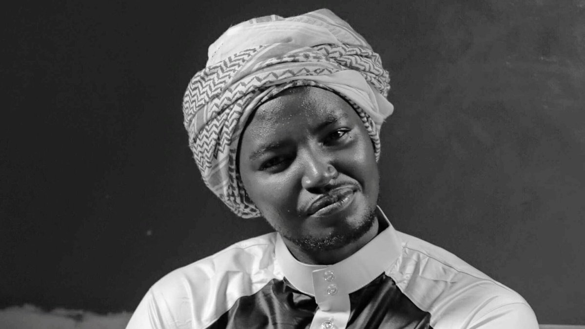 dzaneza's tweet photo. #Ubumuntu bwagiye he? 

Abahanzi baracecetse AGAIN!

#KizitoMihigo baramufunze nta cyaha yakoze muracecetse. Baramwica, muraceceka. 

#Bahati aburiwe irengero, none muracecetse. Mutegereje ko nawe bamwica? 

Habuze iki kugira ngo mukanguke, muvugire bene kanya-#Rwanda? 

#RwOT https://t.co/hWXp7NdtXo