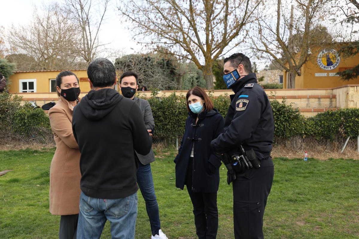 Junto a <a href="/PLArroyomolinos/">Policía Local Arroyomolinos</a>, he visitado a Ángel Mariscal para conocer de primera mano el <a href="/ProyectoPepo/">Proyecto Pepo</a>, que ofrece apoyo a víctimas de violencia de género a través de la donación de perros para su protección.

Un gran proyecto que nos encantaría poner en marcha en Arroyomolinos.