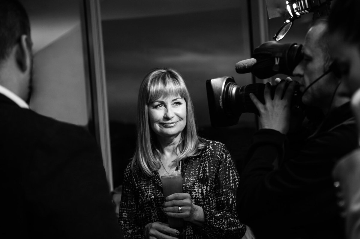 maxinehowellsphoto tweet media