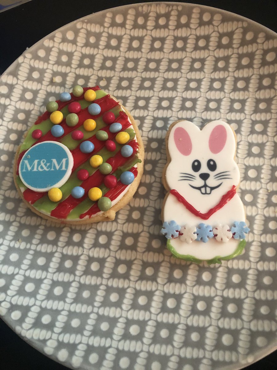 Thanks to @marketingmerch, i've just discovered how uncreative I am 🤦‍♂️

An Easter biscuit decorating competition is a great marketing initiative in my opinion!

Get in touch with Chani to order your promotional merchandise!

#easter #competition #biscuitdecorating #promomerch