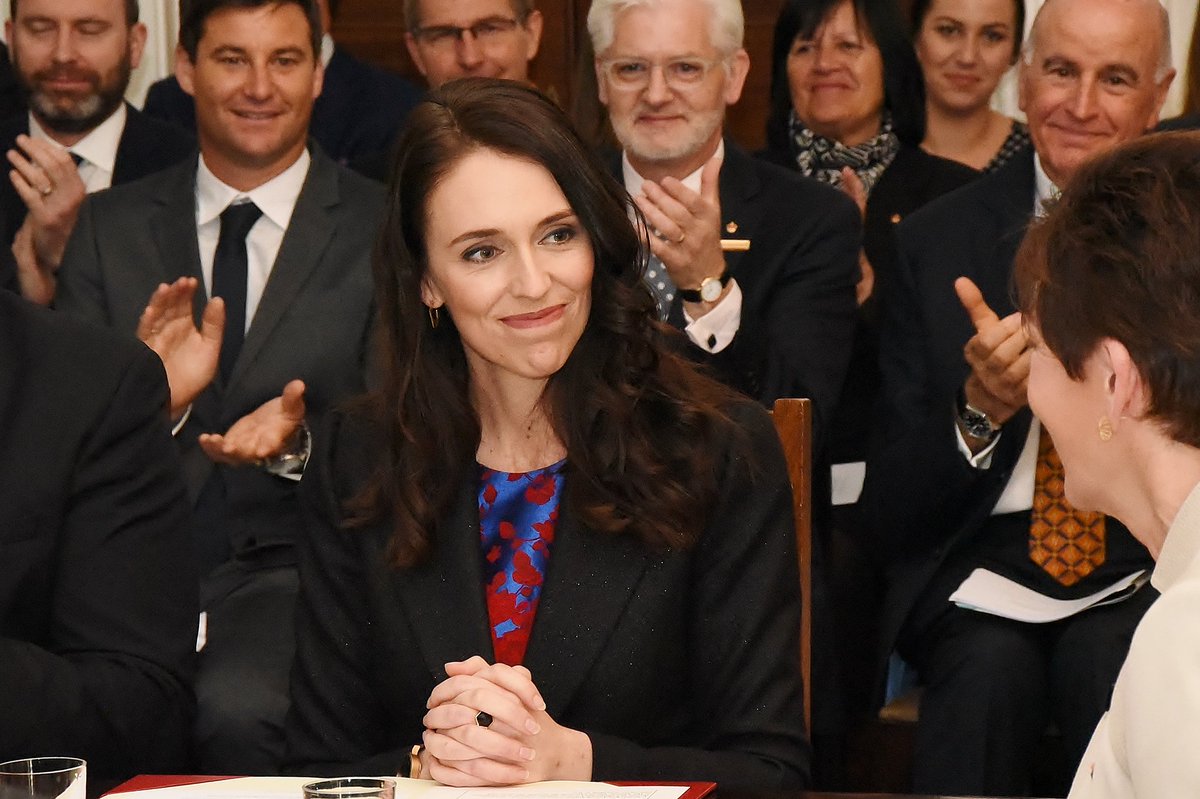 the_female_lead's tweet image. Jacinda Ardern just announced that all New Zealand schools will have free access to sanitary products from June, in an initiative aimed at stamping out period poverty in the country 🙌