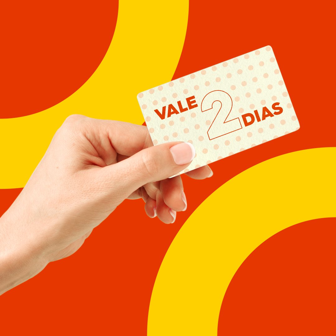 Programa_dotz's tweet image. Já parou pra pensar que se esse mês tem 28 dias, ou seja, você ganha dois dias de dinheiro? Já dá uma aliviada, né? Fale pra gente, que perrengue financeiro você deixou de passar esse mês?
