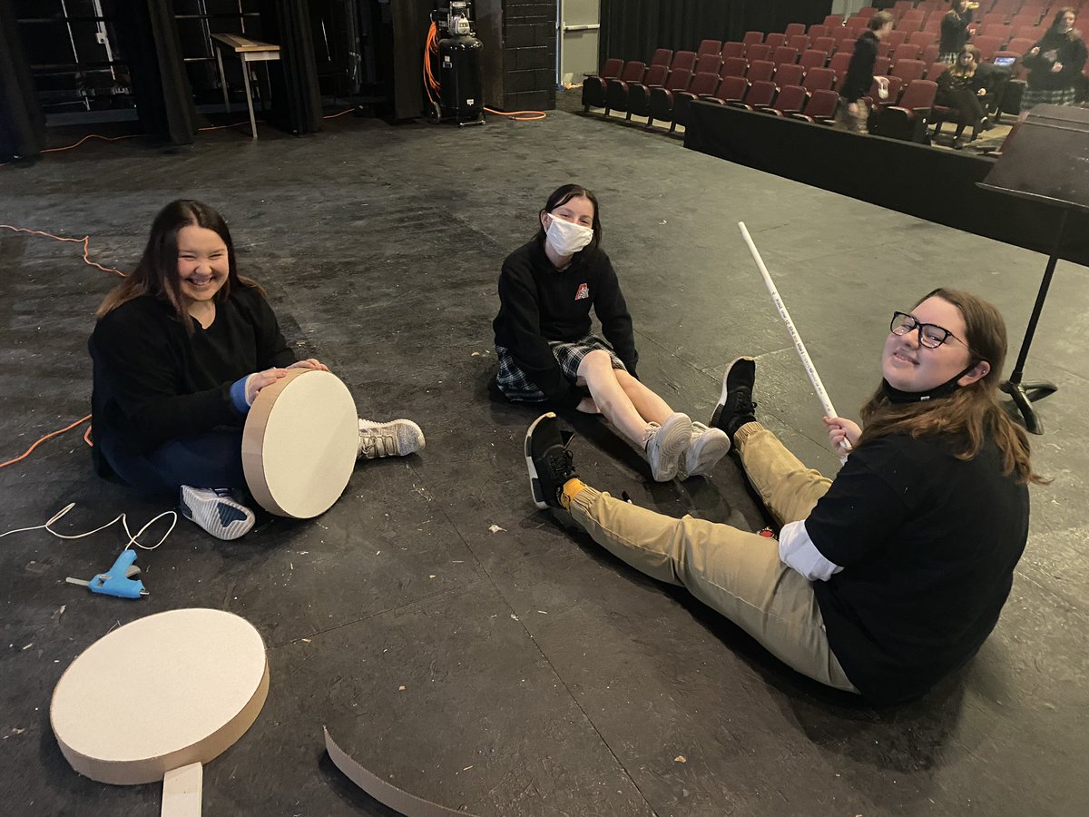 AssumptionDrama's tweet photo. A little sneak peek of what tech is working on for the show! They’ve worked so hard and it’s really starting to come together! Opening night is only a week and a day away! Make sure to get your tickets! 💚 https://t.co/jlNXil5ioD