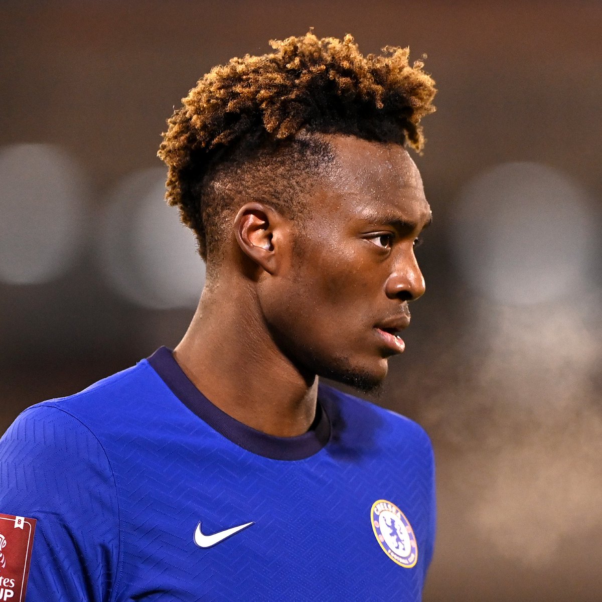 Latest_Footy's tweet photo. 🗞 Chelsea striker Tammy Abraham, 23, is unwilling to enter contract talks while the club continues to be linked with Haaland. 

[Metro] https://t.co/AtHeiftyvx
