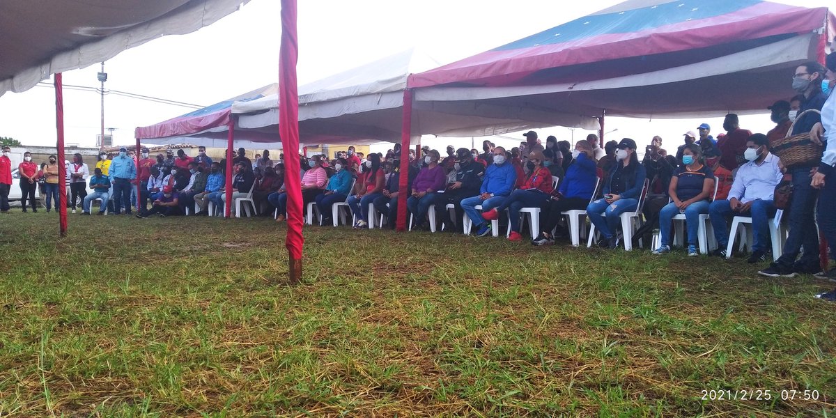 PsuvSantaCruz_V's tweet photo. #JustoAhora  PQ SANTA CRUZ Urb. Juana La Avanzadora se desarrolla Programa de todos los Jueves #ConversandoConYelitza N°314 junto a la Comunidad de estos urbanismo y comunidades Vecinas, El EPP #PSUV, UBCH y jefes de Comunidades. Nuestros C.C Rumbo a la Ciudad Comunal!! https://t.co/e2kuhqrkbi