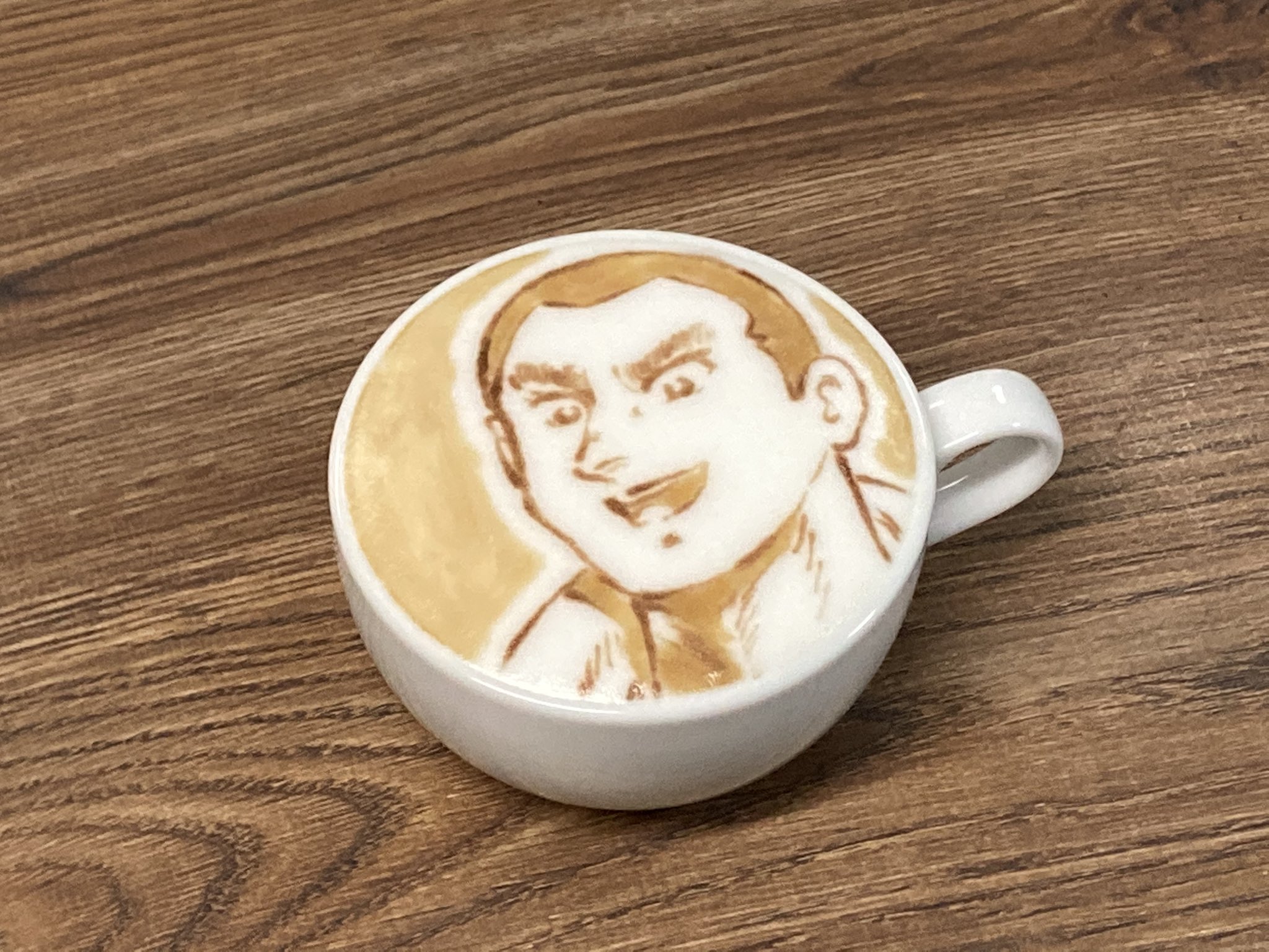 Yoshi 猫カフェスタッフ 今日のラテアートは こち亀 から 擬宝珠憂鬱 この一家は名前の画数が凄い ラテアート デザインカプチーノ こち亀 秋本治 T Co Autcoypfq9 Twitter