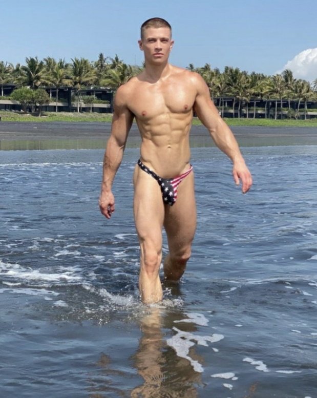 EvEmYVCXcAEAFyB?format=jpg&name=900x900