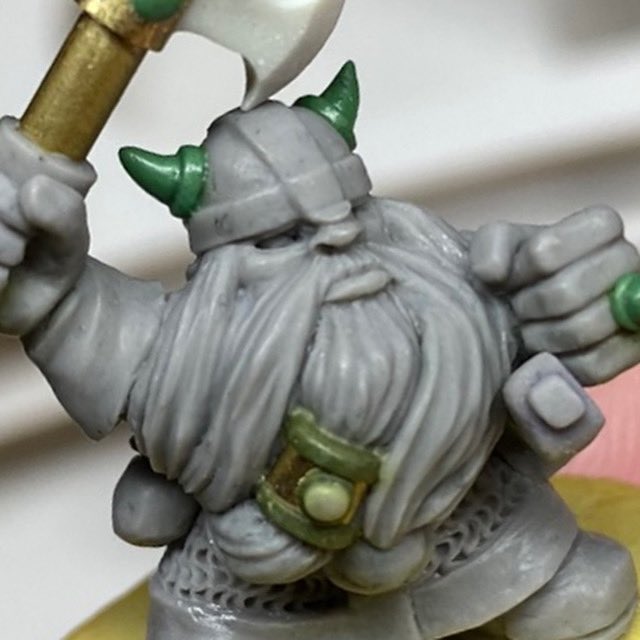 Wiltrichs's tweet photo. Some shots of my sculpting work from last year for @WarWorld_Gaming
A Dwarven Adventurer
He is part of a set sculpted by the talented Ari Nielsson and David Heathfield. This was my contribution to the warband #miniaturesculpt #beesputty #fantasydwarf #sculpting #wargaming https://t.co/s8EJJHdh16