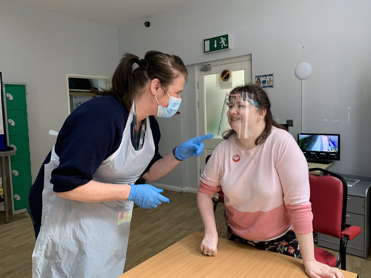 Pftameside's tweet image. A monumental day for Lucy here at People First, where she received her first vaccine 🙌
Huge thanks to Millbrook Medical Practice who organised for Lucy’s here at the kitchen and Jimmy’s at his house. 
What an incredible service and awesome team. 
#LearningDisabilityRegister